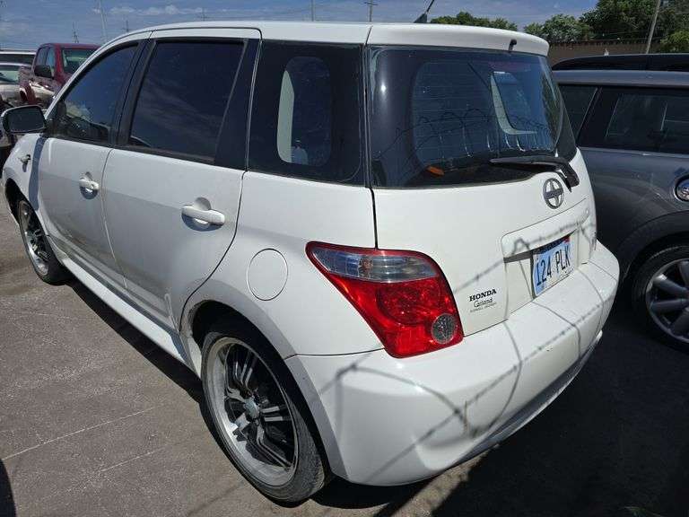 2006  TOYOTA  Scion xA  JTKKT624X60143994