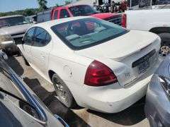 2005  PONTIAC  Grand Prix  2G2WP522X51189788