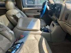 2001  CHEVROLET  Tahoe  1GNEK13TX1R149886