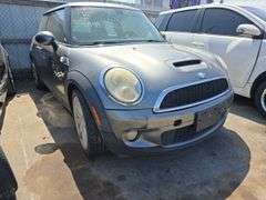 2008  MINI  Cooper  WMWMF73538TT91944