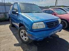 2001  SUZUKI  Vitara  2S3TC52C216103617
