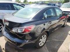 2011  MAZDA  Mazda3  JM1BL1VFXB1403290