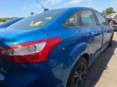 2013  FORD  Focus  1FADP3F26DL183857