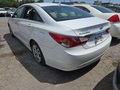 2011  HYUNDAI  Sonata  5NPEB4AC9BH231808