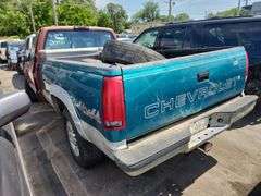 1998  CHEVROLET  GMT-400  1GCGK24R7WZ243564