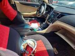 2011  HYUNDAI  Sonata  5NPEB4AC3BH228810