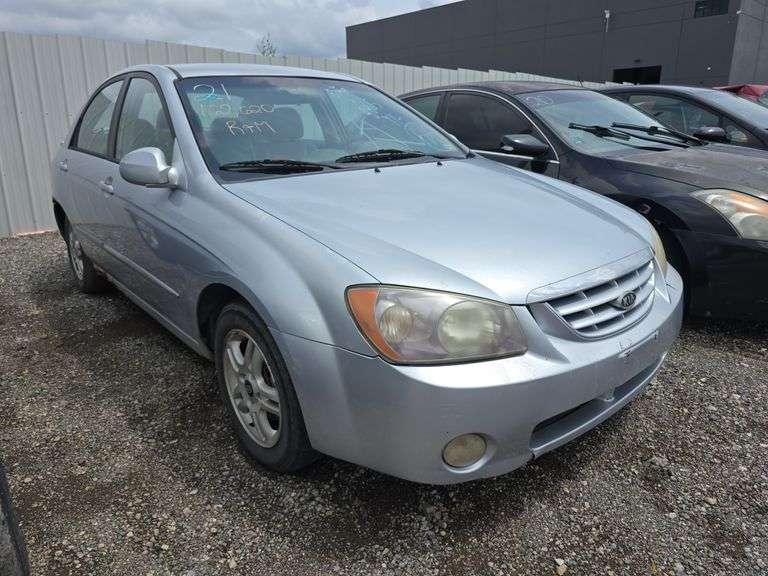 2005  KIA  Spectra  KNAFE121055098865