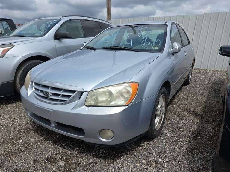 2005  KIA  Spectra  KNAFE121055098865