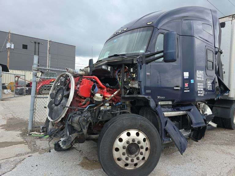 2016  KENWORTH  T680  1XKYD49X1GJ980345