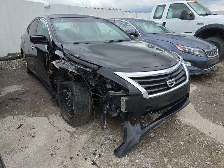2015  NISSAN  Altima  1N4AL3AP3FN889516
