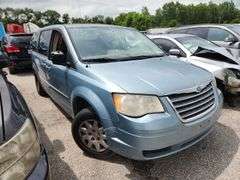 2009  CHRYSLER  Town and Country  2A8HR44E49R530067