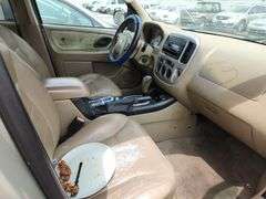 2005  FORD  Escape  1FMYU93195KB77718