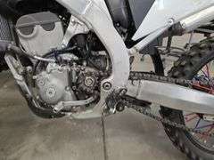 2024  SUZUKI  rm-z250  JS1EC11C9R7100186