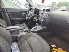 2015  KIA  Soul  KNDJP3A51F7180844