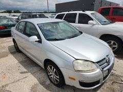 2008  VOLKSWAGEN  Jetta  3VWJM71K08M055345