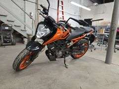 2022  KTM  Duke  MD2JPC40XNC037018