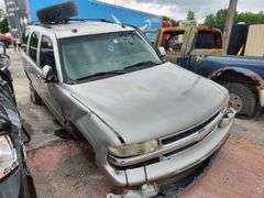 2004  CHEVROLET  Tahoe  1GNEC13Z24J175189