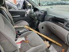 2004  TOYOTA  Sienna  5TDZA23C84S108438