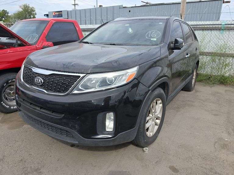 2014  KIA  Sorento  5XYKT4A68EG427633