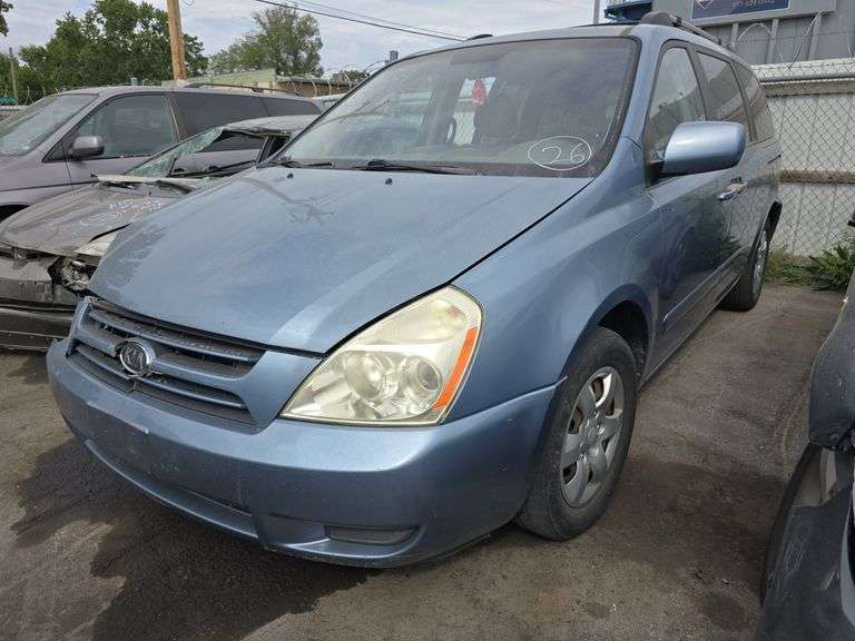 2007  KIA  Sedona  KNDMB233X76184741
