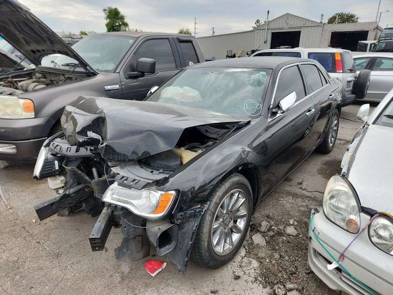 2012  CHRYSLER  300  2C3CCACG2CH308746