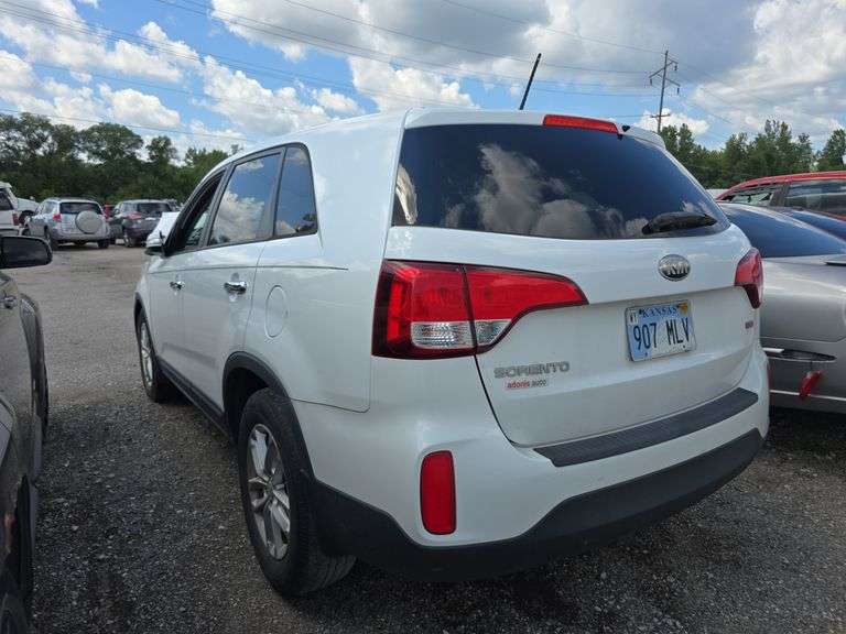 2014  KIA  Sorento  5XYKT3A65EG500046