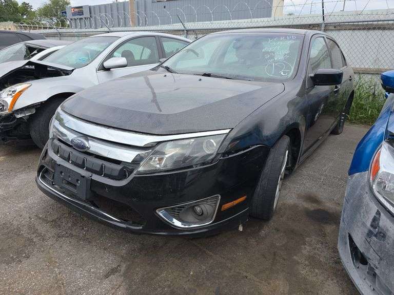 2010  FORD  Fusion  3FAHP0JA4AR231416