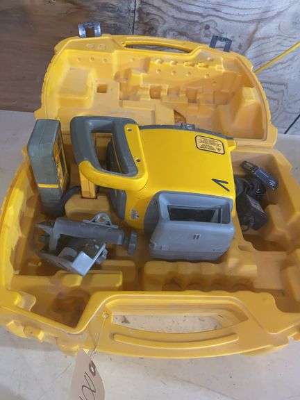Spectra GL412N Self Leveling Laser, HL760 Reciever, in case