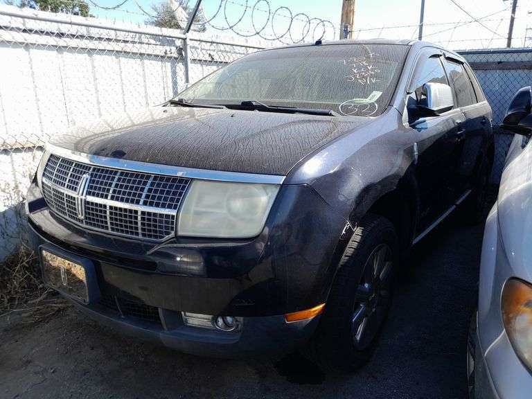 2008  LINCOLN  MKX  2LMDU68C88BJ23160