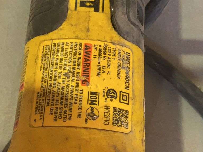 Dewalt DWE43840CN "BAD CORD-Needs Handle"