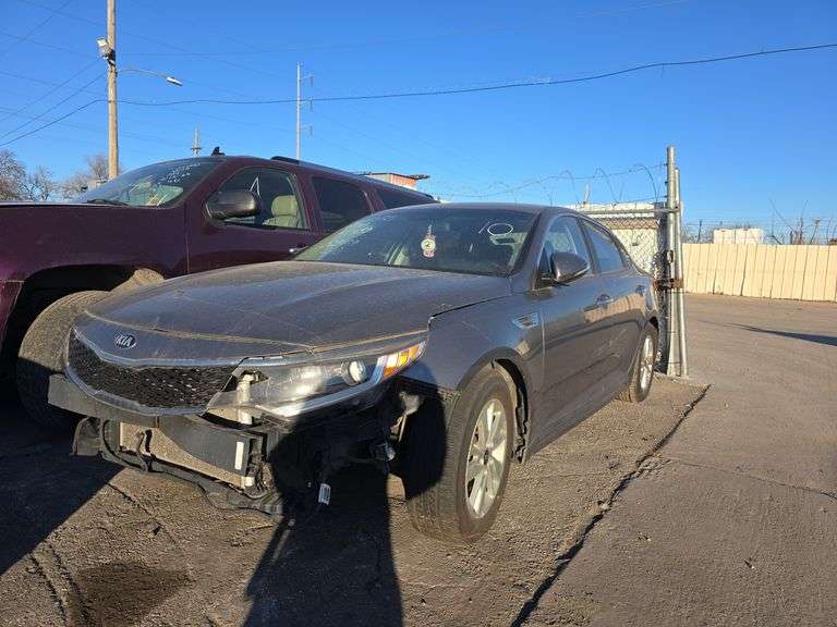 2016 KIA Optima 5XXGT4L32GG023159