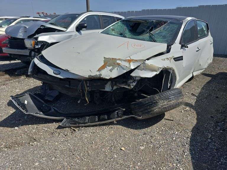 2013  KIA  Optima  5XXGN4A76DG247966
