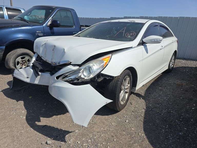 2014  HYUNDAI  Sonata  5NPEB4AC3EH932087