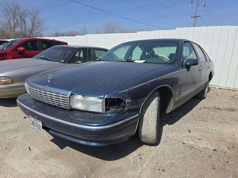 1994  CHEVROLET  Caprice  1G1BN52W3RR129313