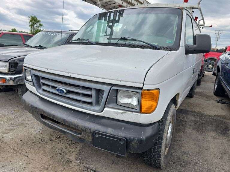 2006  FORD  E-250  1FTNE24W06DB04829