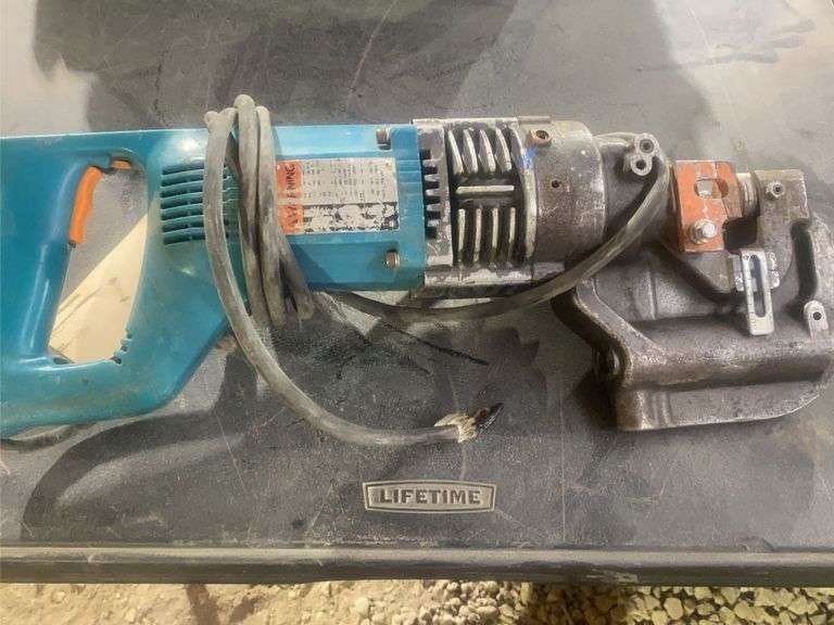 Hougen Punch 17600 4 Elctro Hydr -missing power plug See Video!