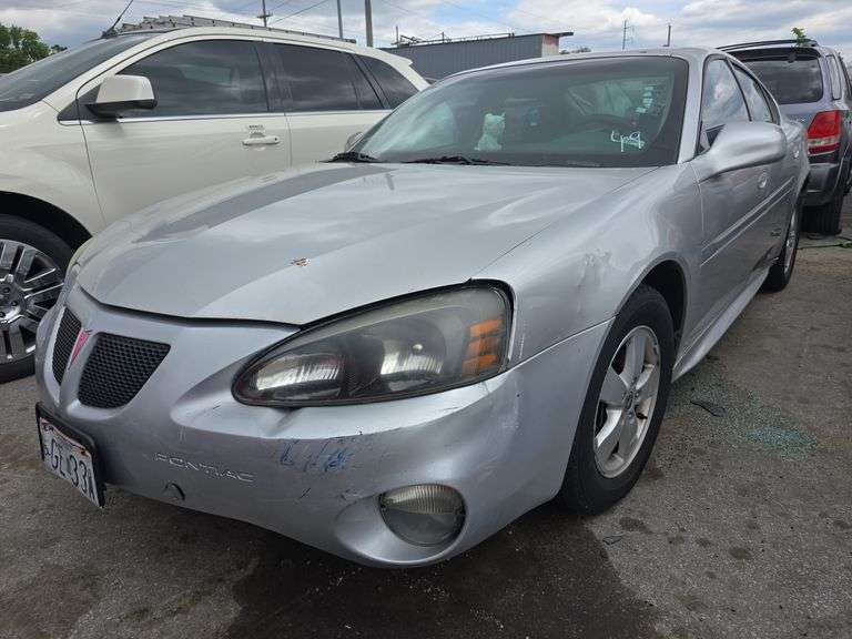 2005  PONTIAC  Grand Prix  2G2WP522551188919