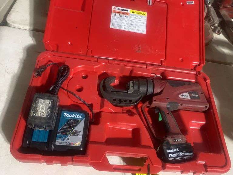 Burndy 444S Patriot Hydraulic Crimper w/charger and 2 Batteries in case See Video!