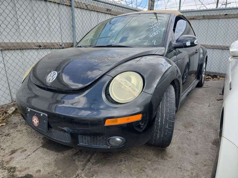 2007  VOLKSWAGEN  Beetle  3VWSF31Y07M400576