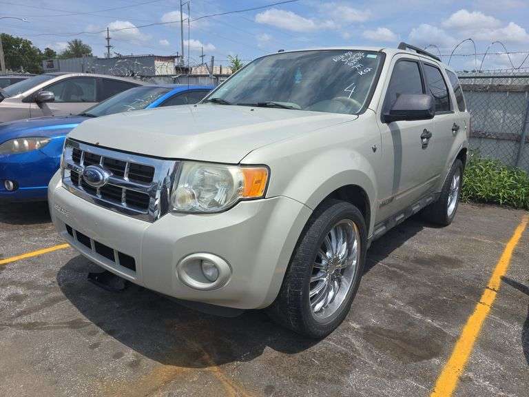2008  FORD  Escape  1FMCU03138KB25902