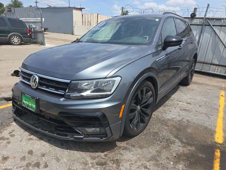 2021  VOLKSWAGEN  Tiguan  3VV2B7AX7MM000654  Automatic