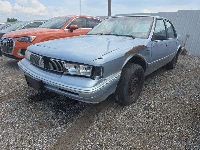 1996  OLDSMOBILE  Cutlass Ciera  1G3AJ55M0T6413001