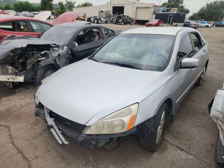 2003  HONDA  Accord  JHMCM56373C030890  Automatic