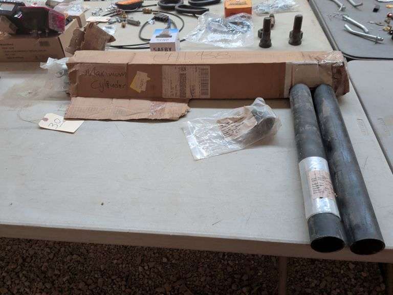 Capacity Trucks LWR Boom Cylinder 10000654, Tube Spacers-and Max Cylinder