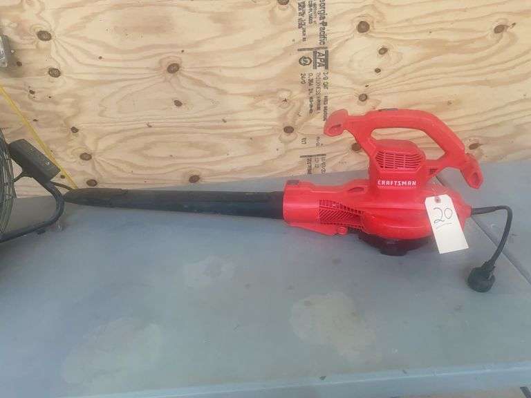Craftsman electric corded leaf  blower works