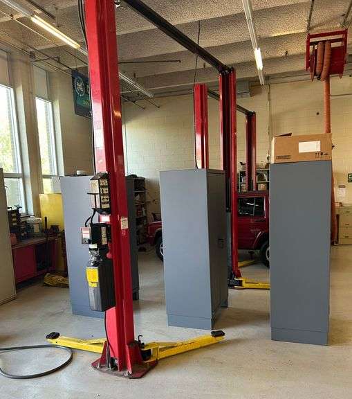 Wheeltronic Vehicle Lift System