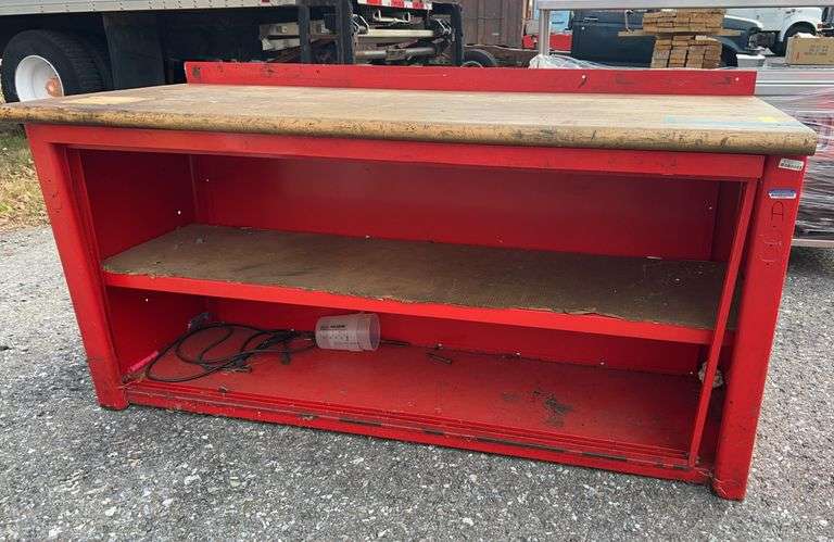 Work Bench/ Cabinet