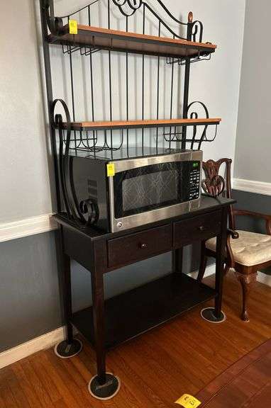 Baker’s Rack