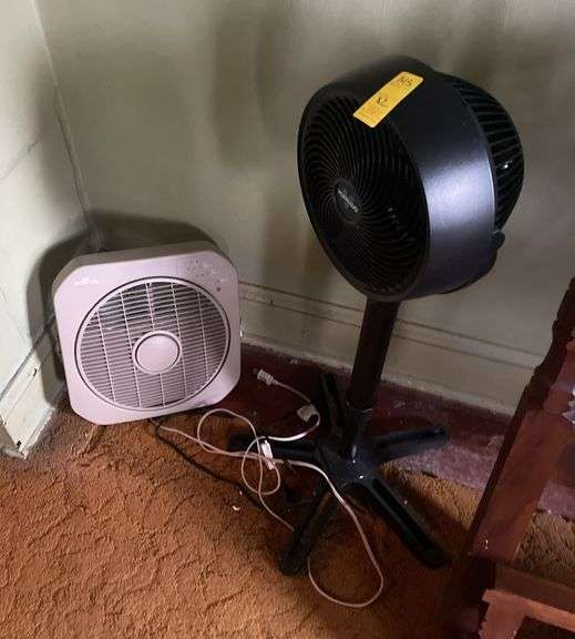 2 Fans