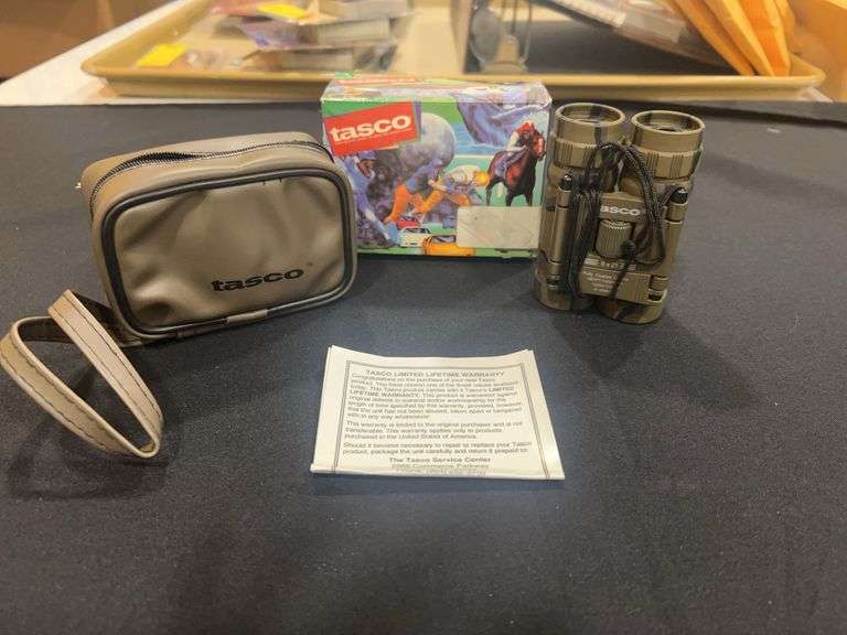 Tasco 1997 8x21mm Camo Binoculars